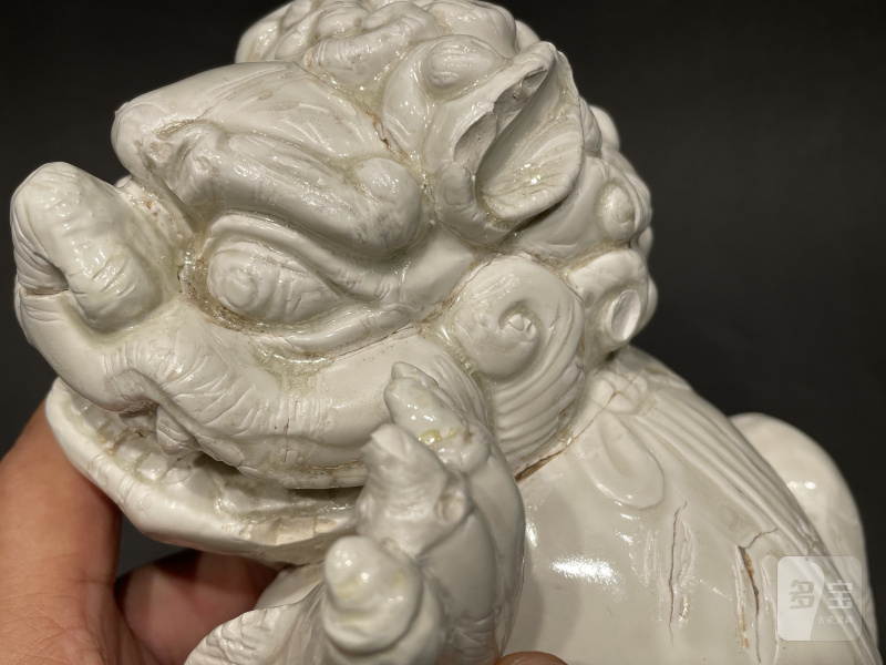 明 邢窑白釉狮子瓷塑 - 图13